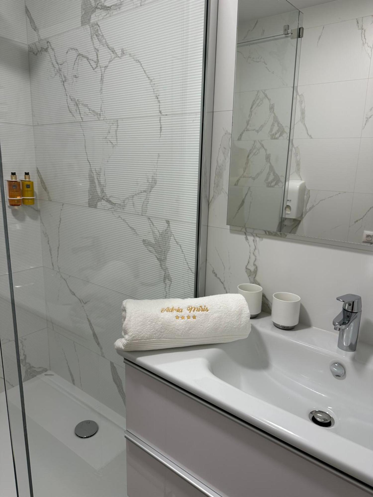 Adria Miris Apartments Drašnice Zewnętrze zdjęcie